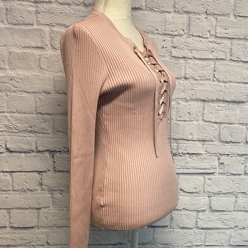 NWT INC International Concepts Light Pink Lace-Up Top Size Medium - Picture 4 of 8